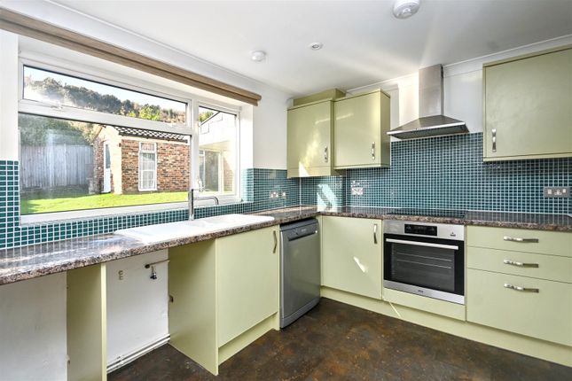 17, Bracken Road, Eastbourne photo 3