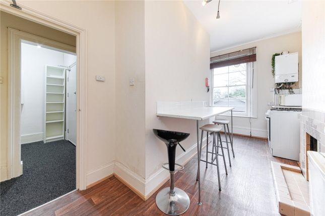 Flat to rent in Holloway Road, Islington