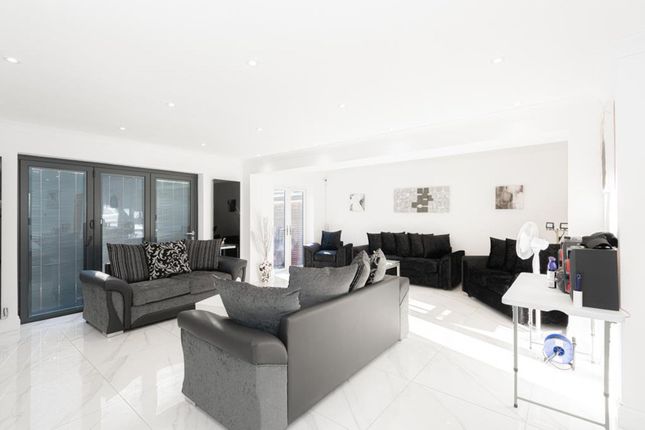 26, Rosebery Road, Epsom photo 3