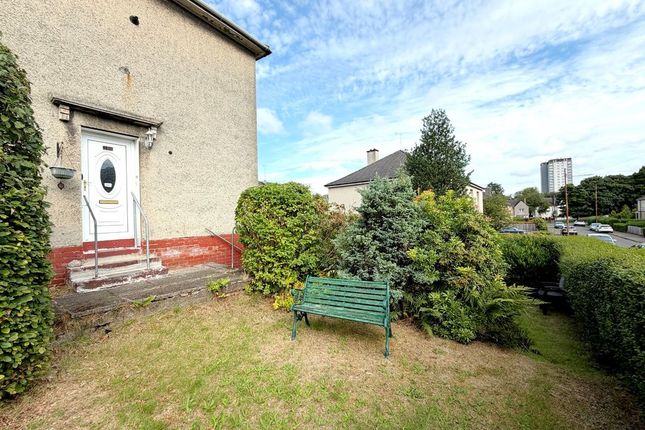 16, Edgam Drive, Glasgow photo 2