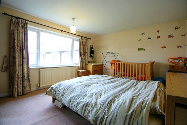 6 Cavendish Court, Coleridge Crescent, Colnbrook photo 4