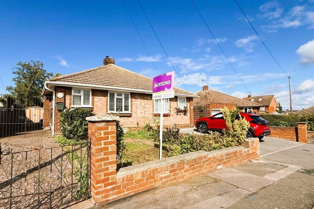 1-bed bungalow on 6 Wentworth Drive, Rainham, Kent, £200,000