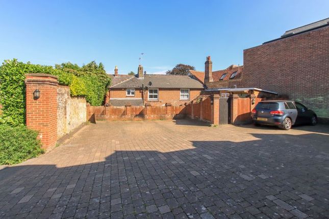 Cottage for sale in Akeman Street, Tring