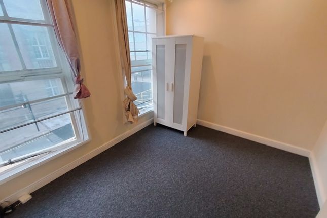 Room 1, 1b, School Street, Wolverhampton photo 2