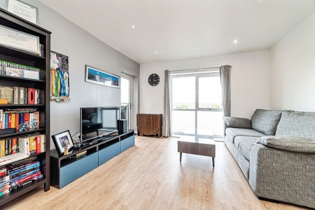 Flat 18, Montague House, 12, Spey Road, Reading photo 3