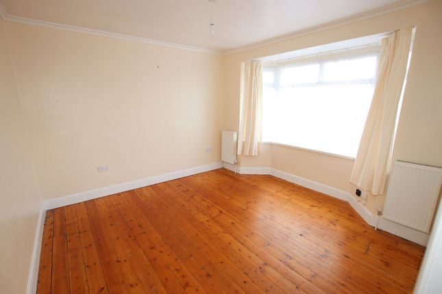 164 London Road, Clacton on Sea photo 4
