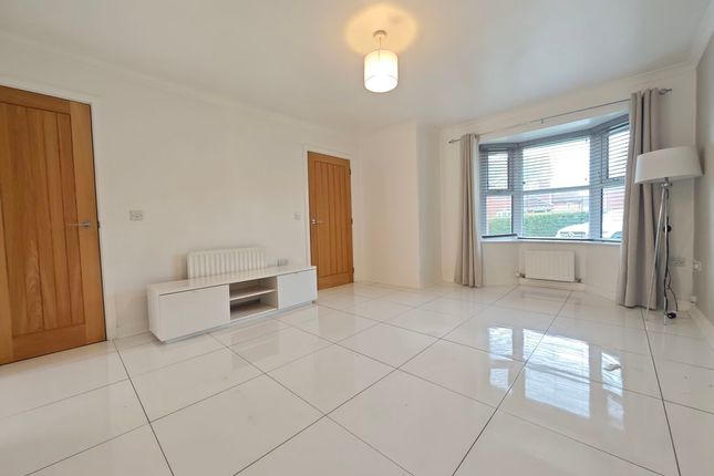 16, Parham Drive, Carlisle photo 4
