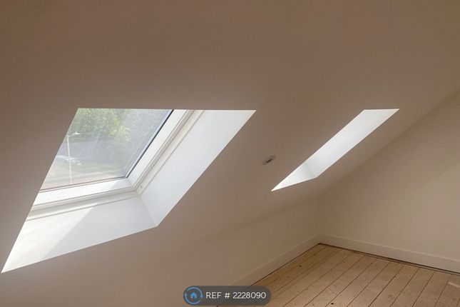 Micklefield Road, High Wycombe photo 3
