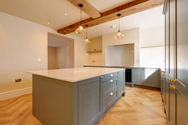 7, Bryanston Village, Blandford Forum photo 4