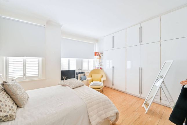 Terraced house for sale in St Ann's Hill, Wandsworth, London