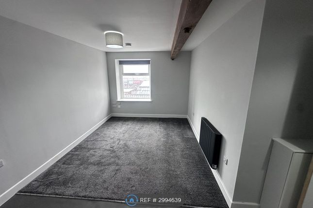 Flat   Heaton St, Blackburn photo 3