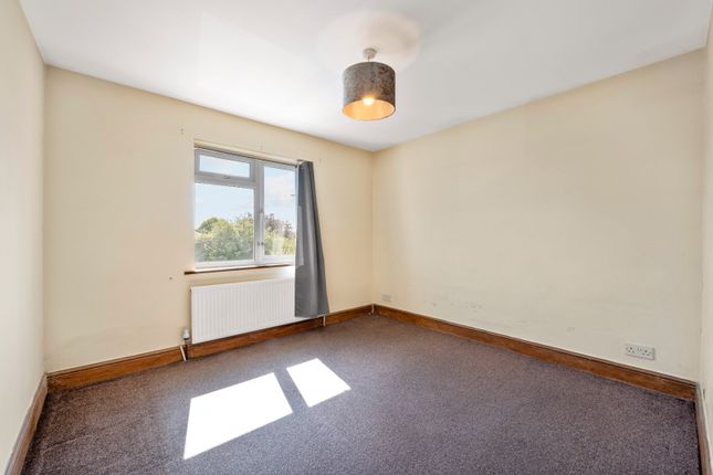 Flat 2, 79, Welbeck Road, Carshalton photo 3