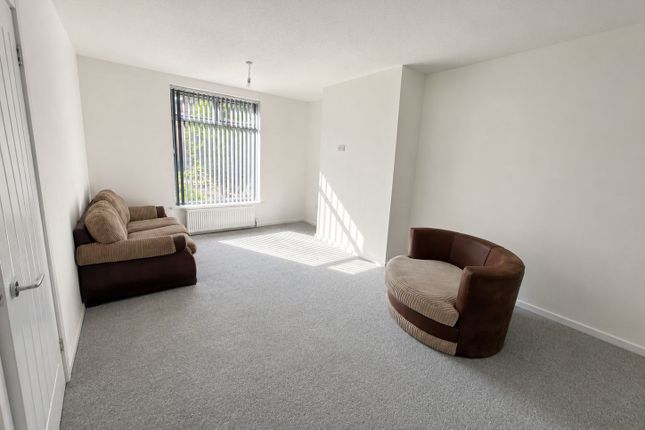 31, Weidner Road, Newcastle upon Tyne photo 3
