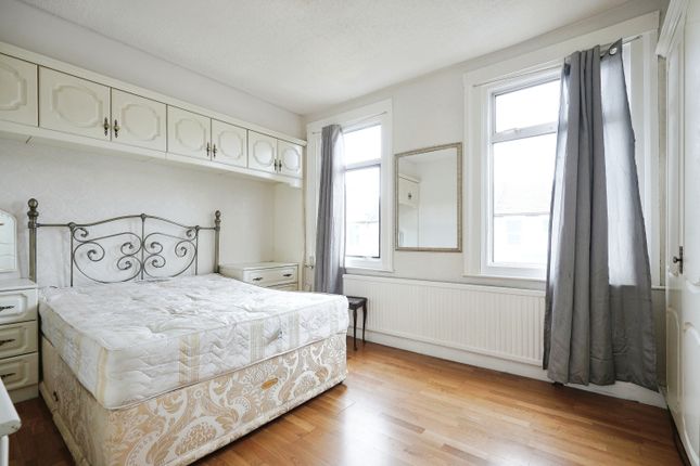 Terraced house for sale in Belmont Park Road, London