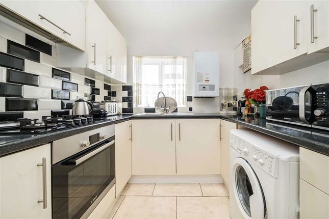 16, Besant Road, London photo 3