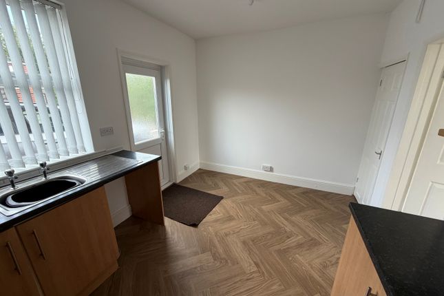 11, Ashby-de-la-Zouch photo 3