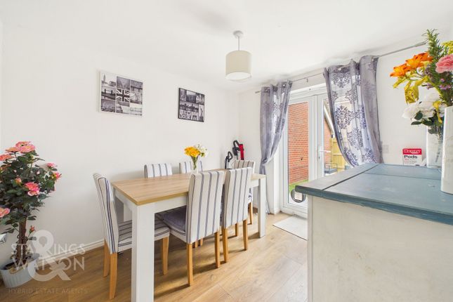 38 Dunnock Drive, Norwich photo 4