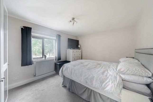 6, Pearces Walk, St. Albans photo 4