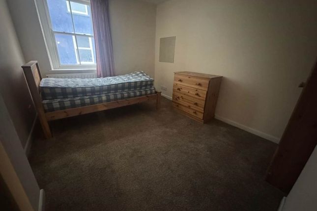 49 Great Darkgate Street, Aberystwyth photo 5