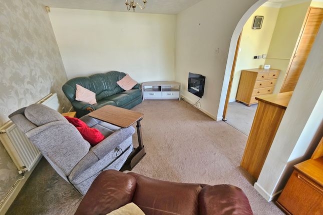 32, Ferneham Road, Fareham photo 4