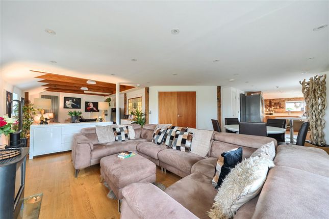 Flat 8,, Chine Farm Place, Knockholt photo 4