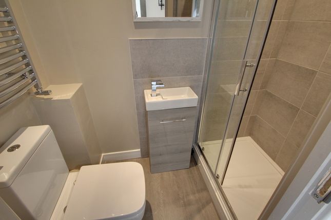Room 2, 54, Grace Road, Leicester photo 5