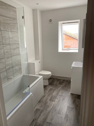 7 Shotton Court 19-23, Creek Road, Hayling Island photo 4