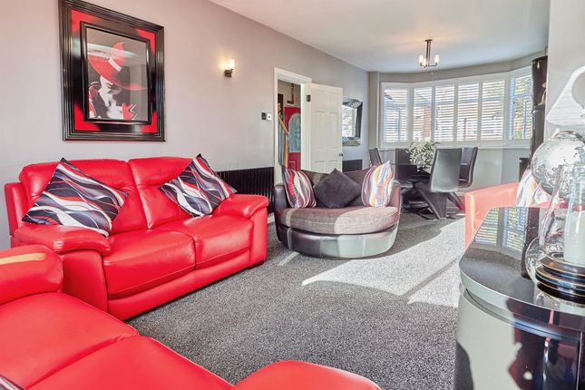 31, Peplins Way, BIRMINGHAM photo 2