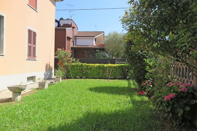 Semi-detached house for sale in Massa-Carrara, Aulla, Italy