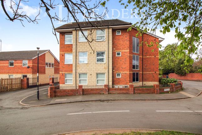 33, Perrett Walk, Kidderminster photo 2