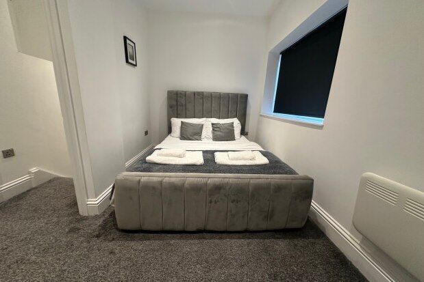 Flat to rent in 8-14 St. Johns North, Wakefield