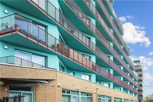 Thumbnail Flat to rent in South Central East, 9 Steedman Street, Elephant &amp; Castle, Southwark, Lambeth, London