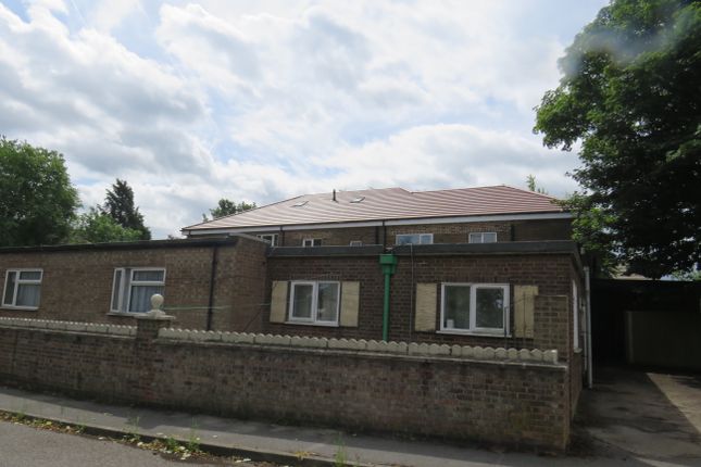 Thumbnail Flat to rent in Borders Avenue, Kirkby In Ashfield, Nottingham