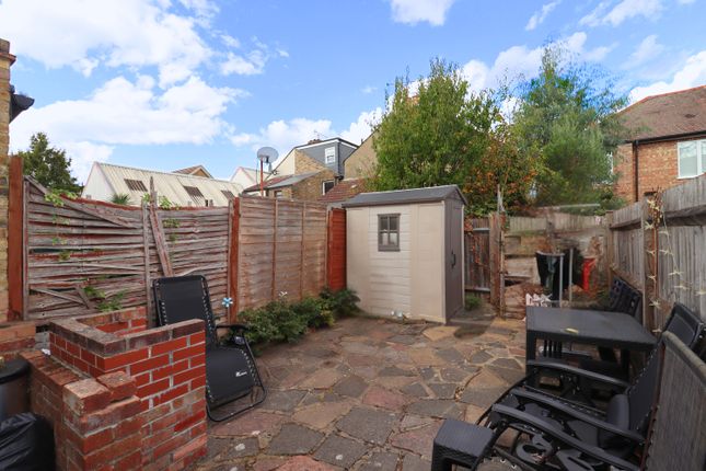 19, Draycot Road, Surbiton photo 5