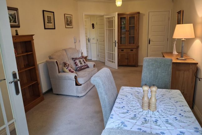 25 Maxwell Lodge, Northampton Road, Market harborough photo 3