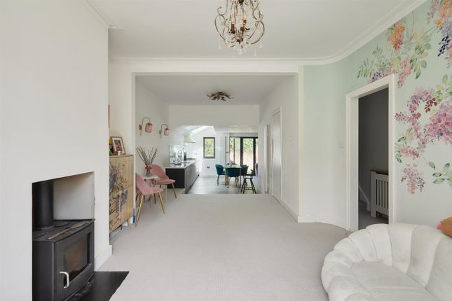 6, Waldeck Road, London photo 4