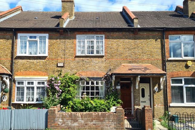 3-bed house on 17, Brickfield Lane, Hayes, £280,000