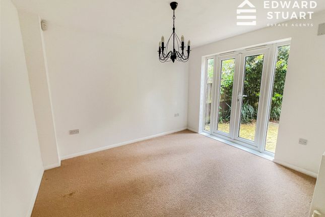 14, Kingsline Close, Peterborough photo 4