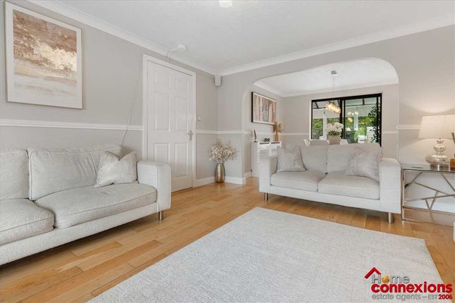 26, Dunnottar Crescent, Stewartfield, EAST KILBRIDE photo 4