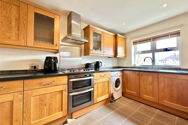 Flat for sale in Hinckley Road, Leicester Forest East, Leicester