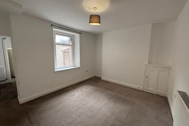 11 Mansel St photo 3