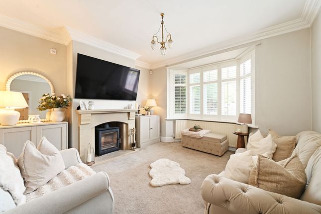 11, Brookside Glen, Chesterfield photo 2