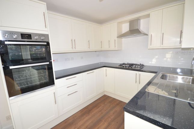 61 Rothschild Avenue, Aylesbury photo 3