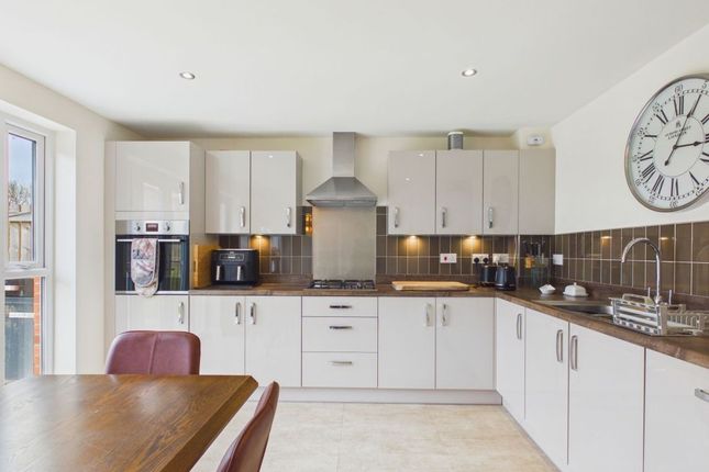 6, Corncrake Drive, Whitby photo 4