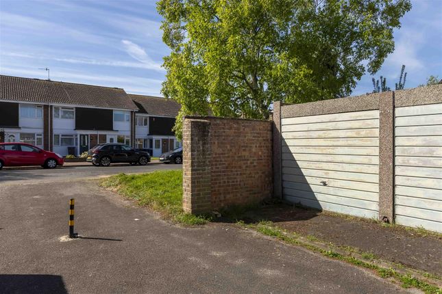 82, Garage, Vancouver Road, Worthing photo 4