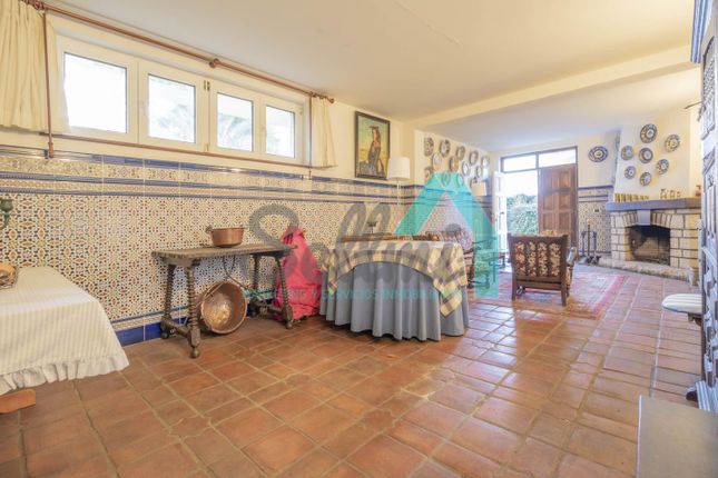 Villa for sale in El Medio 33170, La Manjoya, Asturias