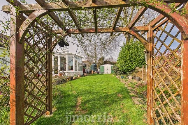 8 Jubilee Gardens, Narberth photo 4