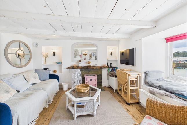 Mermaids Cove, 9, Quay Street, St. Ives photo 4