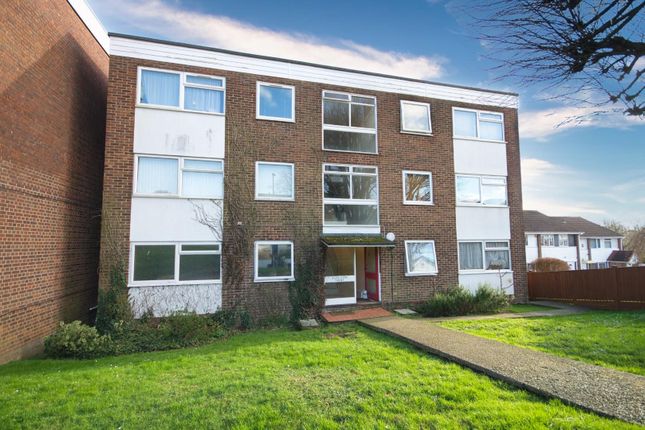 Flat for sale in Alfriston Court, Alfriston Gardens, Southampton