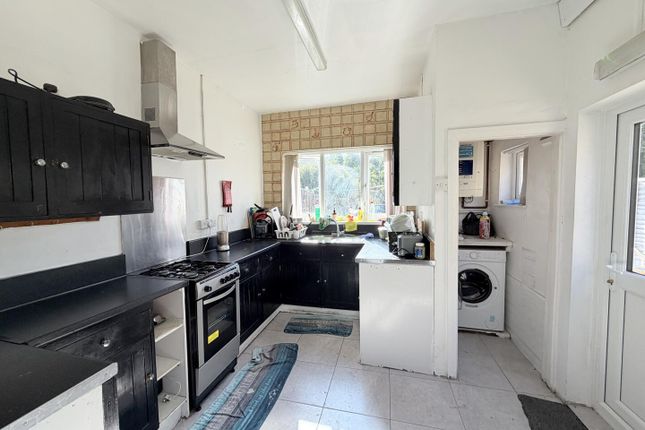 75, New Bedford Road, Luton photo 2